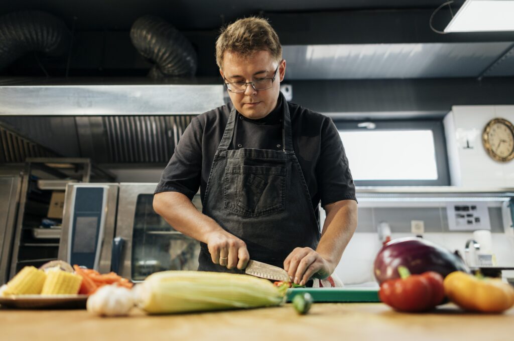 Second de cuisine à Paris : Trouvez votre talent 1 Second de cuisine à Paris Trouvez votre talent - Solve Recrutement